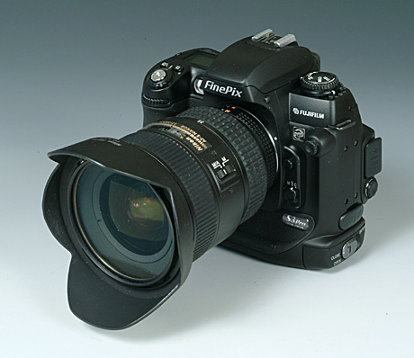 カメラ デジタルカメラ わが愛機・Fuji FinePix S3Pro